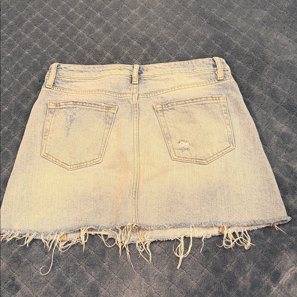 We The Free Light Blue Distressed Mini Skirt - Picture 5 of 7